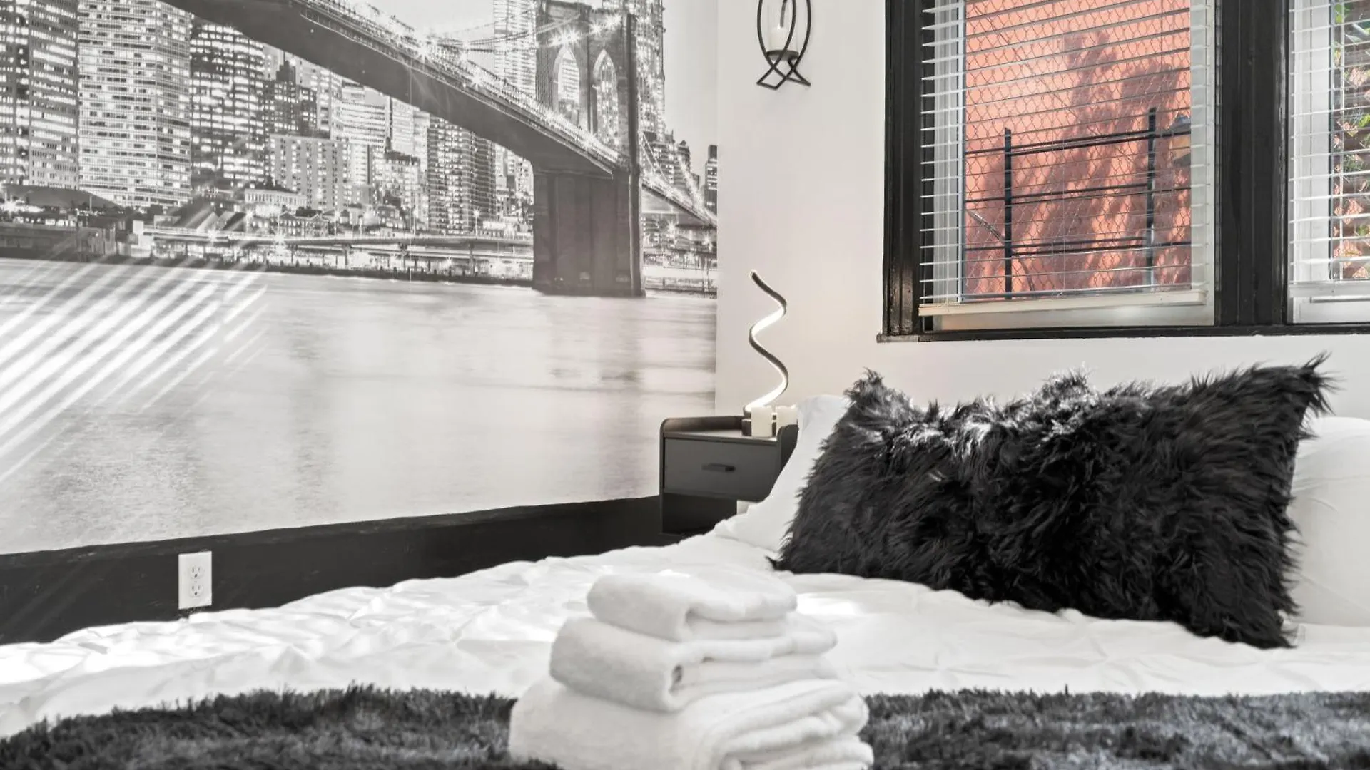 Apartment Tripoli Artisan Lofts - Designer Bushwick Lofts With Rooftop Terrace United States