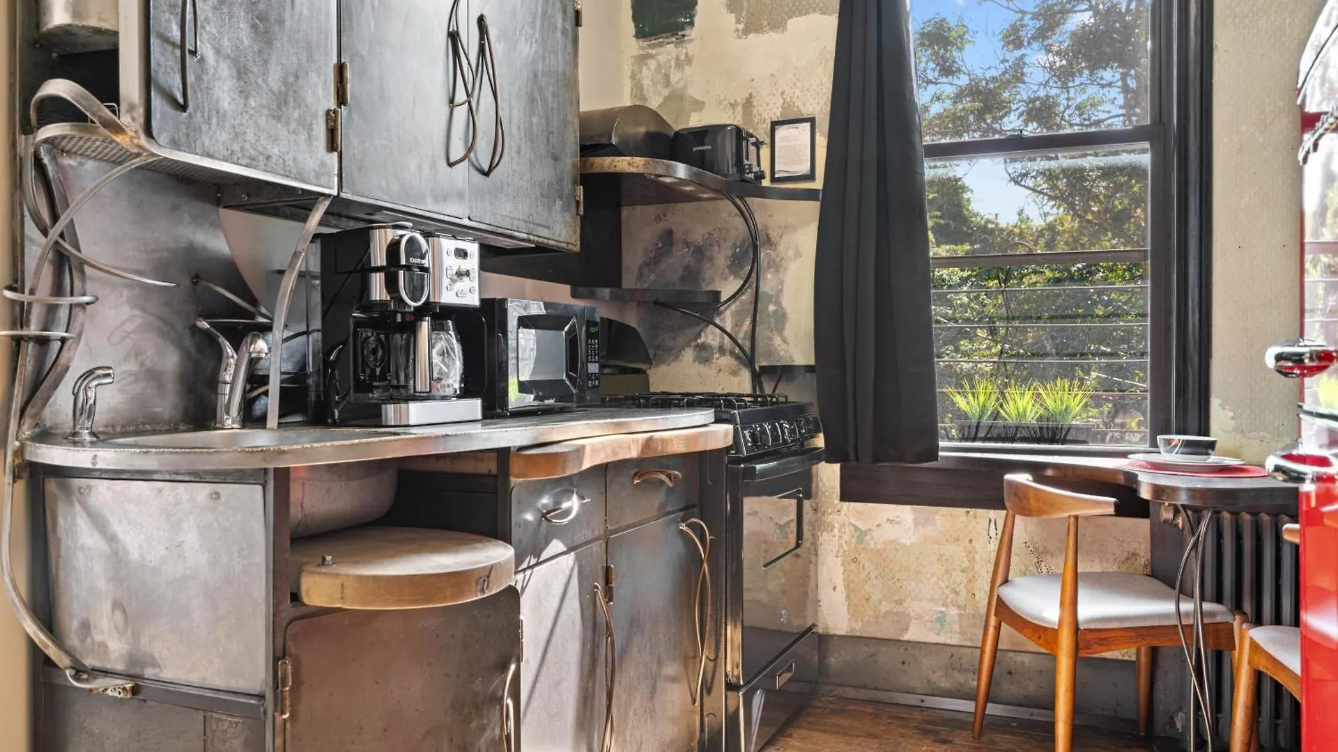 Tripoli Artisan Lofts - Designer Bushwick Lofts With Rooftop Terrace Apartment