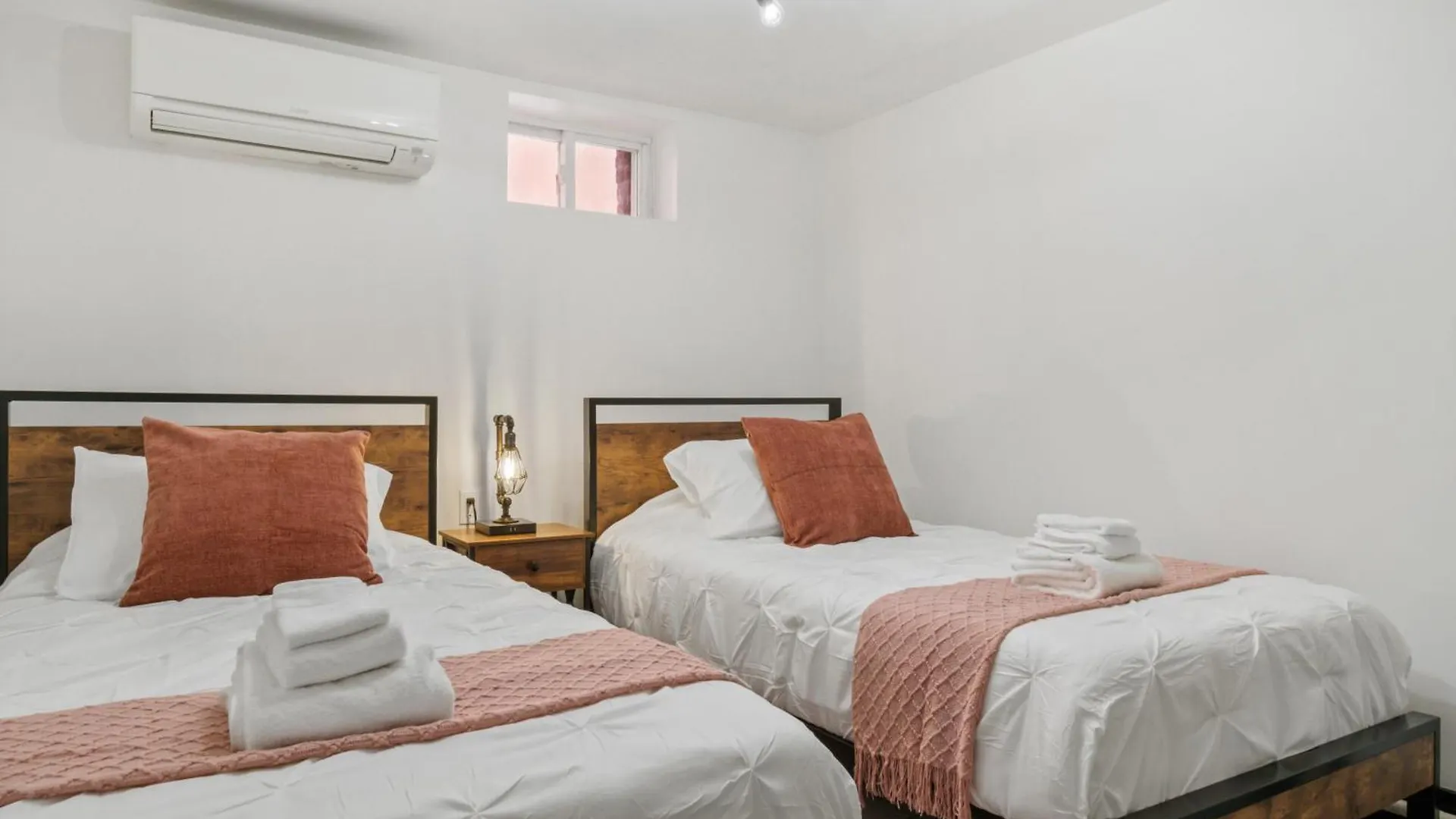 Tripoli Artisan Lofts - Designer Bushwick Lofts With Rooftop Terrace United States